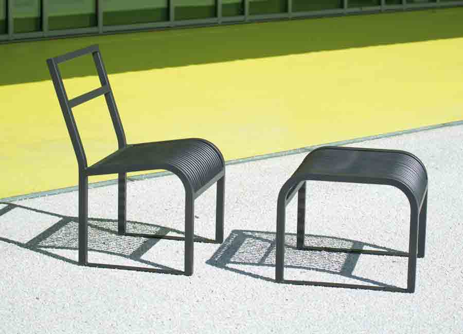 Assise simple Nice conçue et fabriquée par Aréa mobilier urbain